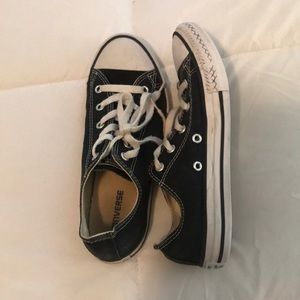 Kids size 3 black converse all stars